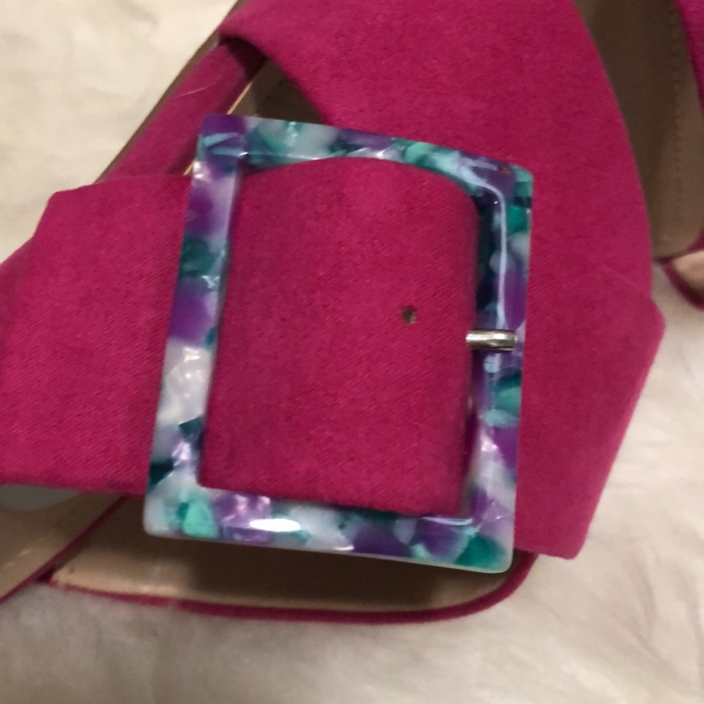 CHARLES DAVID • Gorgeous Pink Open Toe Pumps with Colorful Buckle Detail Accent - Picture 11 of 13